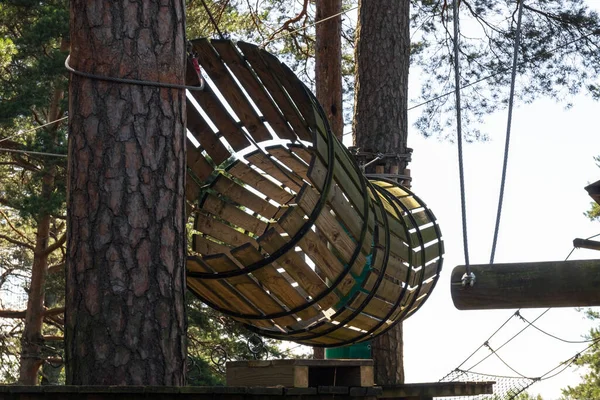 Dřevěný Kruh Pro Překážkovou Dráhu Lese Detailní Záběr Extrémní Sport — Stock fotografie