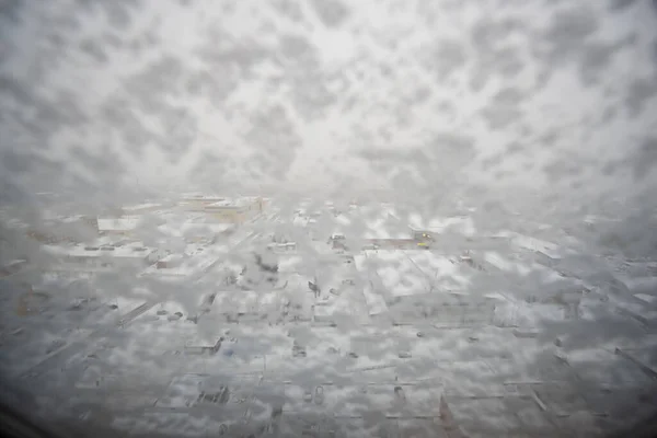 氷の中の飛行機の門. — ストック写真