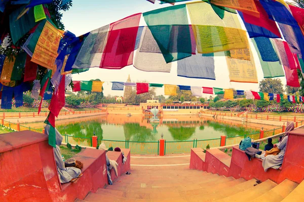 Bodhgaya Bihar India Januari 2019 Boeddhisten Mediteren Stenen Trappen Van — Stockfoto