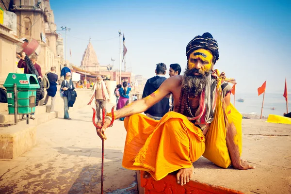 Варанасі Уттар Прадеш Індія Січня 2019 Індуїстські Садху Шаївці Тризуб — стокове фото