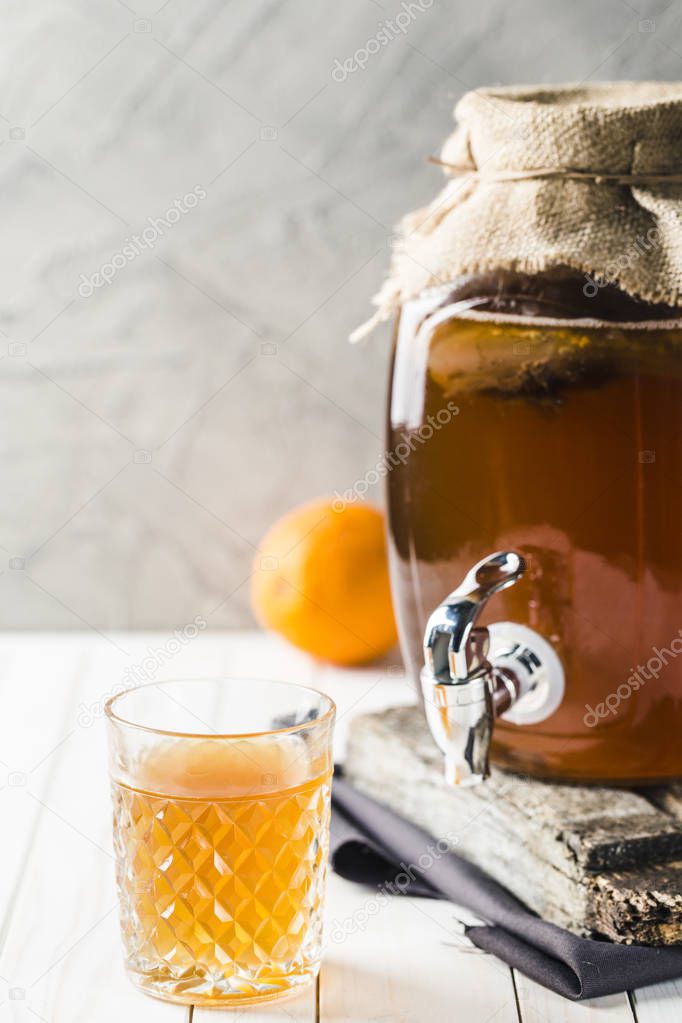 Kombucha tea drink with beneficial bacteria