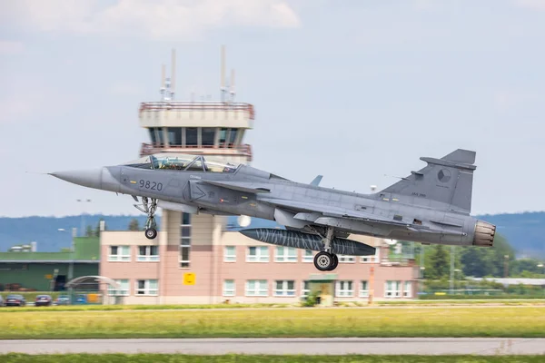 Republika Czeska Pardubice 2018 Czeski Air Force Jas Gripen Podczas — Zdjęcie stockowe