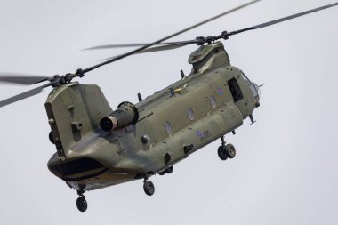 Amerika Birleşik Devletleri, Fairford - 13.7.2018 Chinook helikopteri ekran 13.07.2018 Fairford, İngiltere Kraliyet Uluslararası Hava dövme sırasında 