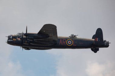 Amerika Birleşik Devletleri, Fairford - 13.7.2018 B25 bombacı ekran 13.07.2018 Fairford, İngiltere Kraliyet Uluslararası Hava dövme sırasında 
