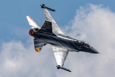 Amerika Birleşik Devletleri, Fairford - 13.7.2018 13.07.2018 Fairford, İngiltere Kraliyet Uluslararası Hava dövme sırasında Belçika Dark Falcon görüntüleme 