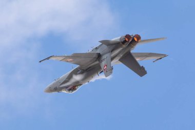 Amerika Birleşik Devletleri, Fairford - 13.7.2018 İsviçre F/A-18 demo ekran 13.07.2018 Fairford, İngiltere Kraliyet Uluslararası Hava dövme sırasında 