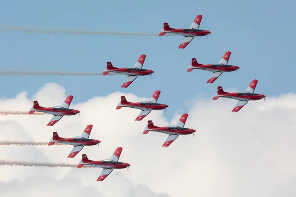 Великобритания Фэрфорд 2018 Swiss Team Время Королевского Международного Авиасалона Фэрфорде — стоковое фото