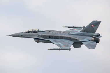 Slovakya, Sliac - 1.9.2018 Lehçe F-16 demo takım ekran sırasında Slovak uluslararası hava Fest 1.09.2018 Sliac, Slovakya
