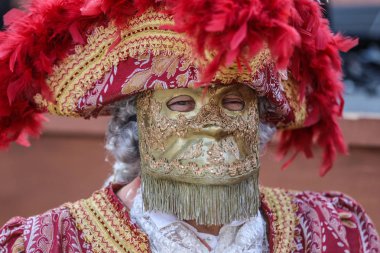 İtalya, Venedik - 2.3.2019 renkler maske ve giysi sırasında Venedik Karnavalı 2.3.2019 Venedik, İtalya