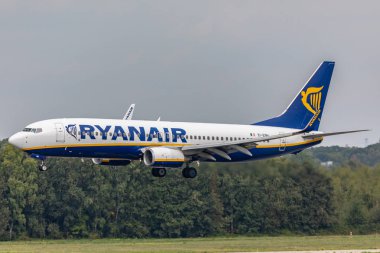 Hollanda, Eindhoven - 10.9.2018 Boeing 737 Ryanair Eindhoven Havaalanı 10.9.2018 Eindhoven, Hollanda