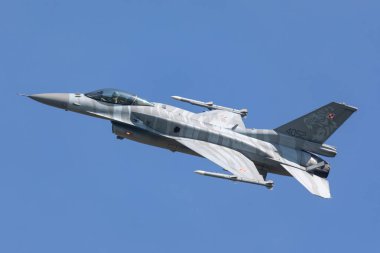 Çek Repubic, Ostrava - 16.9.2018 Lehçe Hava Kuvvetleri F-16 solo ekran sırasında Nato gün içinde 16.9.2018 de Ostrava, Çek Reublic