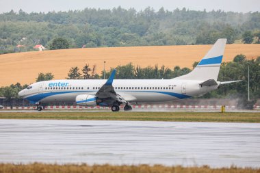 Krakow, Polonya - 14.7.2019 Boeing 737 John Paul Ii Balice Krakow Havalimanı 'nda Enter Air 14.7.2019, Krakow, Polonya