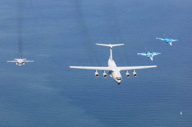 Gdynia, Polonya - 15.08.2019 Su-27 Ukrayna Hava Kuvvetleri Baltık Denizi üzerinde 15.08.2019, Polonya