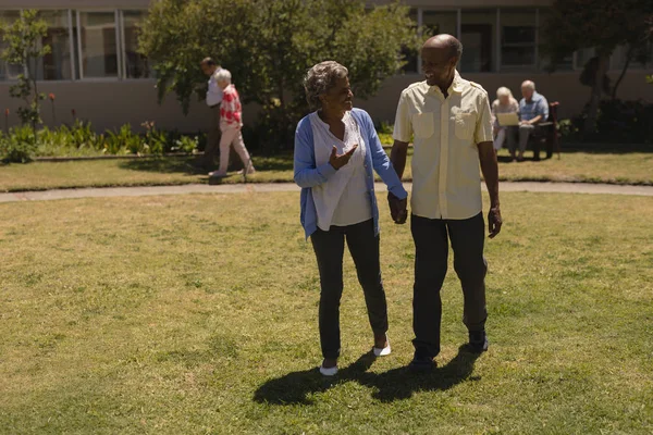 Front View Happy Senior Couple Holding Hands Interacting Each Other — Stock Photo, Image