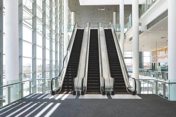 Front View Escalators Empty Modern Office Building — Stock Photo, Image