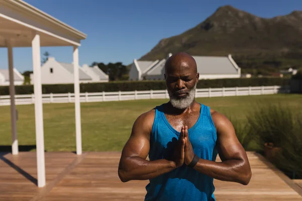 Front View Active Senior African American Man Performing Yoga Backyard — Stock Photo, Image