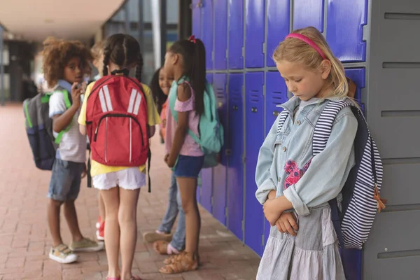 Side View Sad Schoolgirl Standing Corridor While Others School Kids — Stock Photo, Image