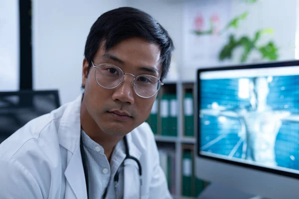 Portrait Confident Asian Male Doctor Sitting Clinic Hospital — Stock Photo, Image