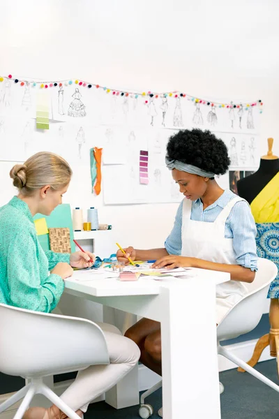 Side View Diverse Female Graphic Designers Drawing Sketch Office — Stock Photo, Image