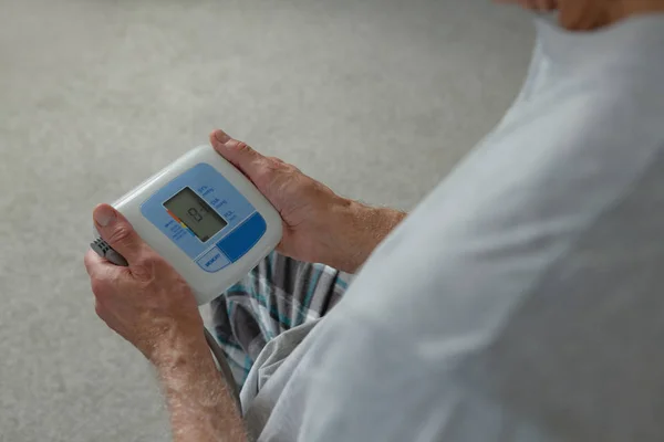 Mid Section Man Measuring Blood Pressure Sphygmomanometer Bedroom Home — Stock Photo, Image