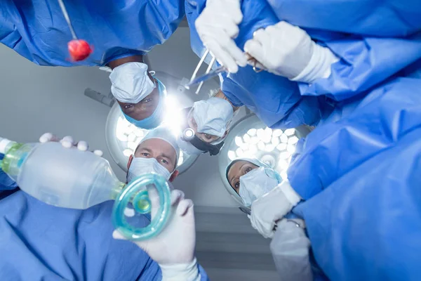 Low Angle View Diverse Surgeons Standing Oxygen Mask Operation Theater — Stock Photo, Image