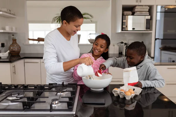 Front View African American Mother Children Preparing Food Worktop Kitchen — Stock Photo, Image