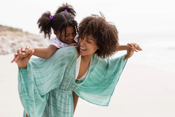 Front View Happy Mixed Race Mother Giving Piggyback Ride Her — Stock Photo, Image