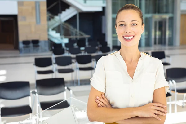 Front View Young Caucasian Female Executive Looking Camera While Standing — Stock Photo, Image