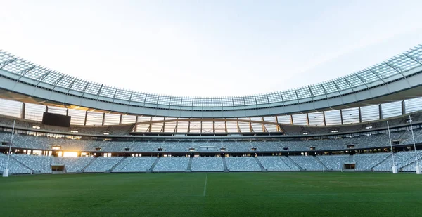 Vooraanzicht Van Het Lege Rugby Stadion Bij Dawn — Stockfoto