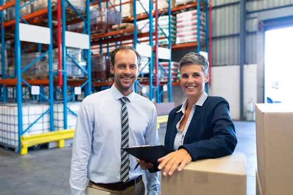 Portrait Happy Caucasian Staffs Looking Camera While Working Together Warehouse — Stock Photo, Image