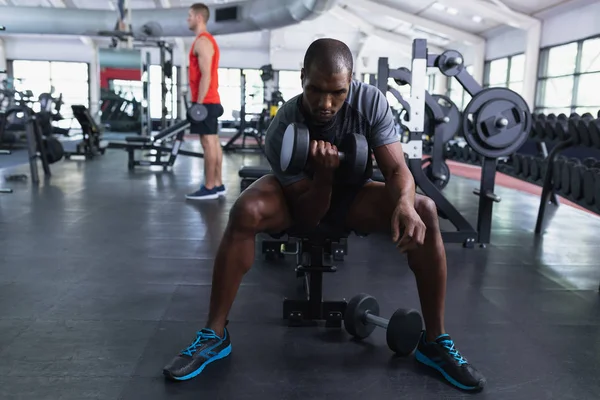 Front View African American Fit Man Exercising Dumbbells Fitness Center — ストック写真