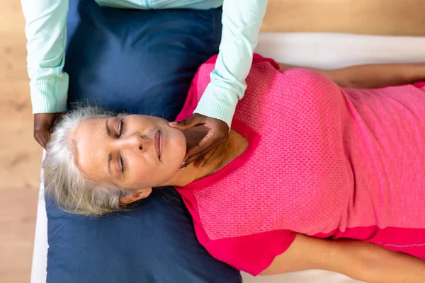 High Angle View Female Physiotherapist Giving Neck Massage Active Senior — Stock Photo, Image