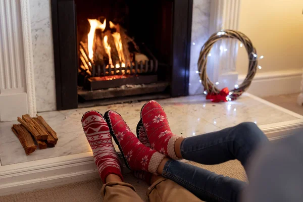 Legs Couple Sitting Room Christmas Lying Floor Fireplace — Stock Photo, Image