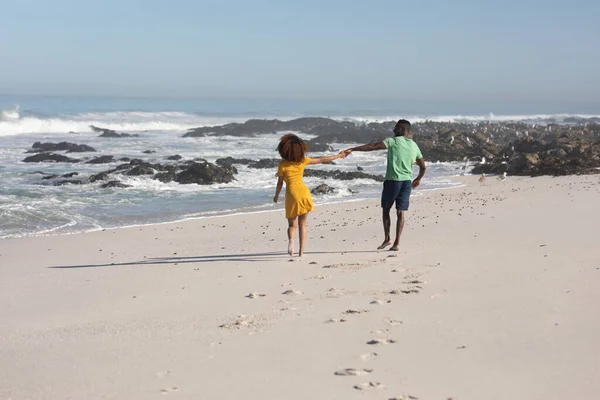 Rear View Mixed Race Couple Enjoying Free Time Beach Sunny — Stock Photo, Image