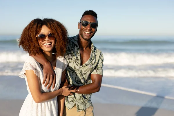 Portrait Mixed Race Couple Enjoying Free Time Beach Sunny Day — Stock Photo, Image