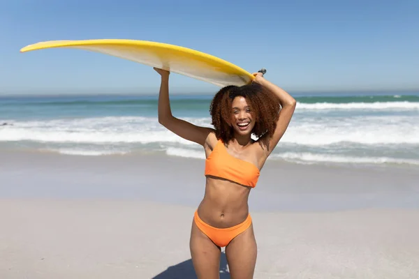 Portrait Happy Attractive Mixed Race Woman Enjoying Free Time Beach — Stock Photo, Image