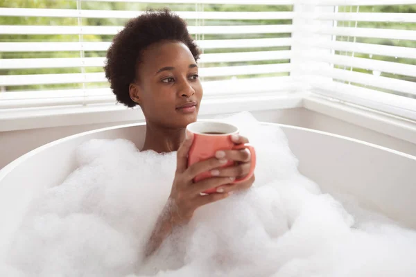 Mixed Race Woman Spending Time Home Self Isolating Social Distancing — Stock Photo, Image