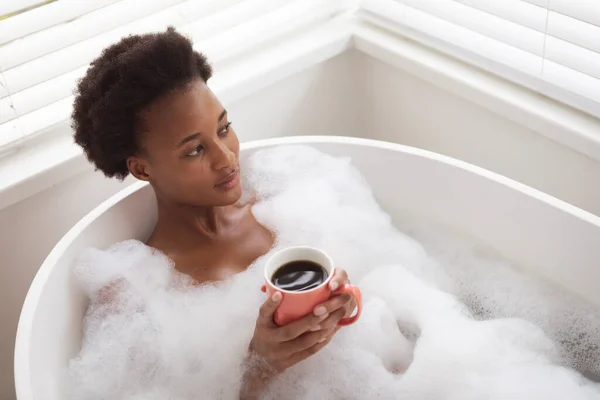 Mixed Race Woman Spending Time Home Self Isolating Social Distancing — Stock Photo, Image