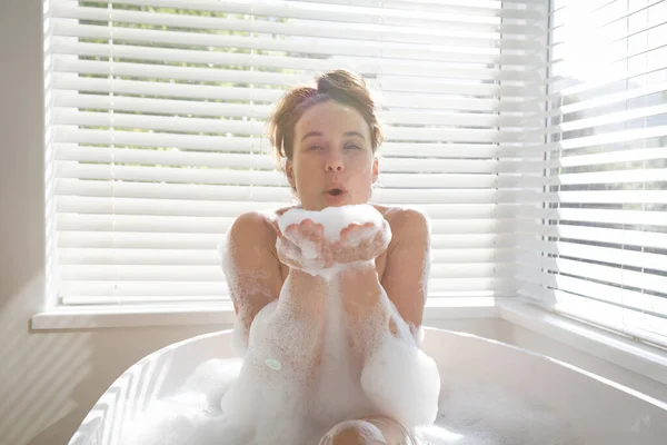 Portrait Caucasian Woman Spending Time Home Blowing Foam Having Bath — Stock Photo, Image