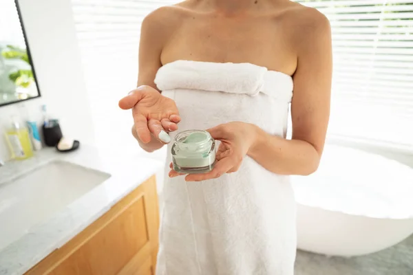 Mid Section Woman Spending Time Home Wearing Towel Using Face — Stock Photo, Image