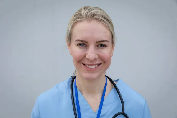 Portrait Caucasian Female Medical Professional Stethoscope Neck Smiling Camera Social — Stock Photo, Image