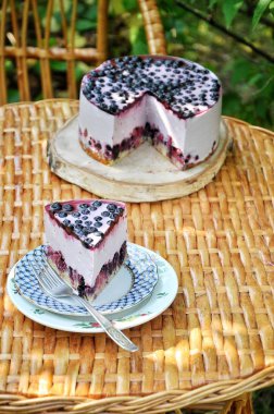 n Bahçe stand, berry kek, mus