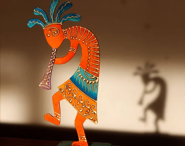 Färgstark Figur Kokopelli — Stockfoto