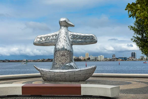 Perth Australia Una Escultura Llamada Primer Contacto Por Indígenas Imagen de stock