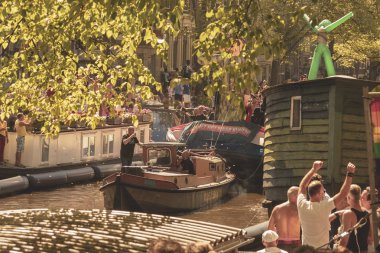 Amsterdam, Hollanda - 3 Ağustos 2013: Klasik renk tonu pi