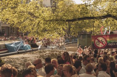 Amsterdam, Hollanda - 3 Ağustos 2013: Klasik renk tonu pi