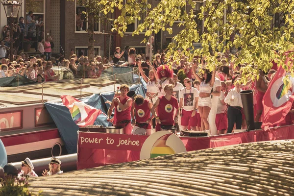 Amsterdam, Nederland-3 augustus 2013: een vintage kleurtoon pi — Stockfoto