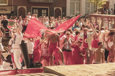Amsterdam, Hollanda - 3 Ağustos 2013: Klasik renk tonu pi