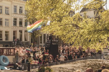 Amsterdam, Hollanda - 3 Ağustos 2013: Klasik renk tonu pi