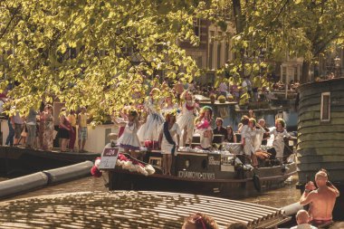 Amsterdam, Hollanda - 3 Ağustos 2013: Klasik renk tonu pi